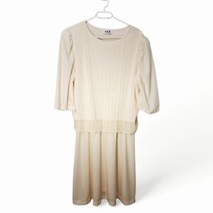 Cue Ivory/ Off White Long Sleeve Dress 6630